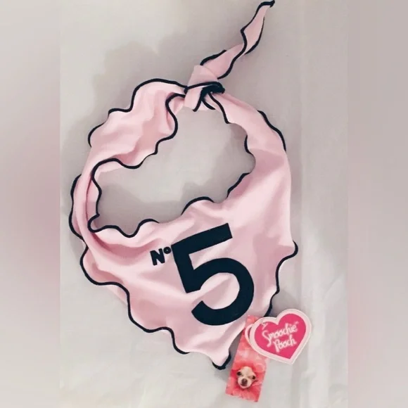 No.5 Bandanna - Picture 1 of 3